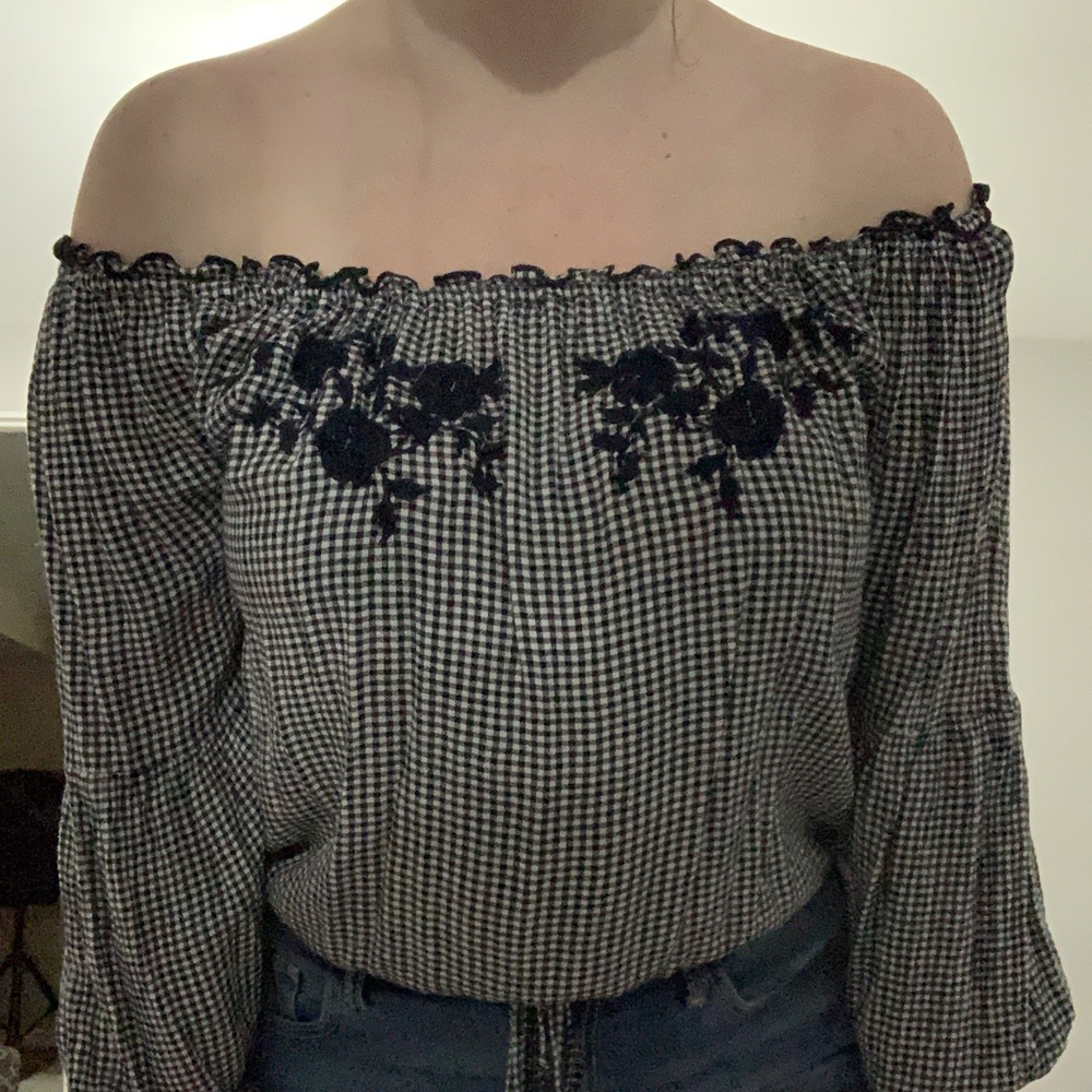 Off the shoulder gingham embroidered top!